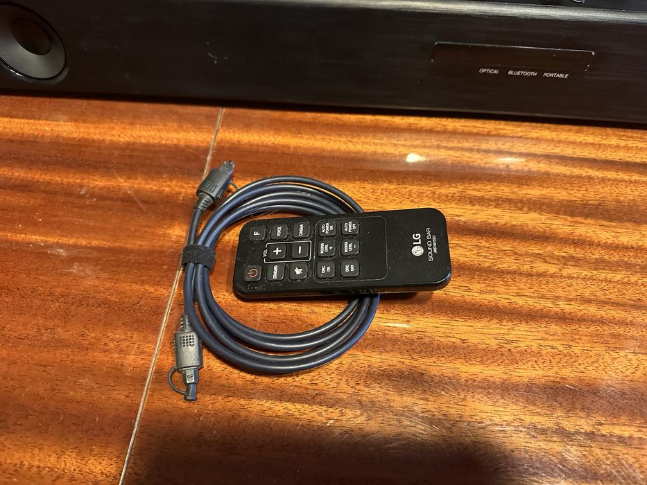 Soundbar LG LAC553B bluettot optical