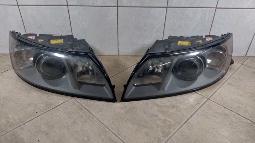 Volvo V50 s40 II 04-12 lampa komplet xenon przód Europa reflektor lamp