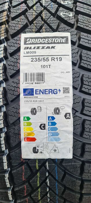 Opony zimowe Bridgestone Blizzak Lm005 235/55/19 z 2022 r. nowe