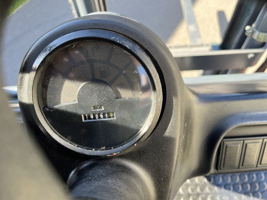 Wozek widłowy linde h16t-03