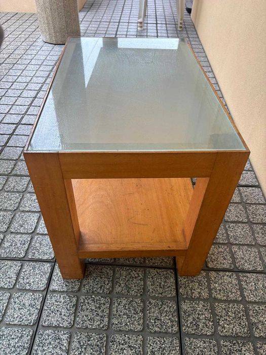 Mesa de Centro de Vidro Temperado e Madeira Maciça