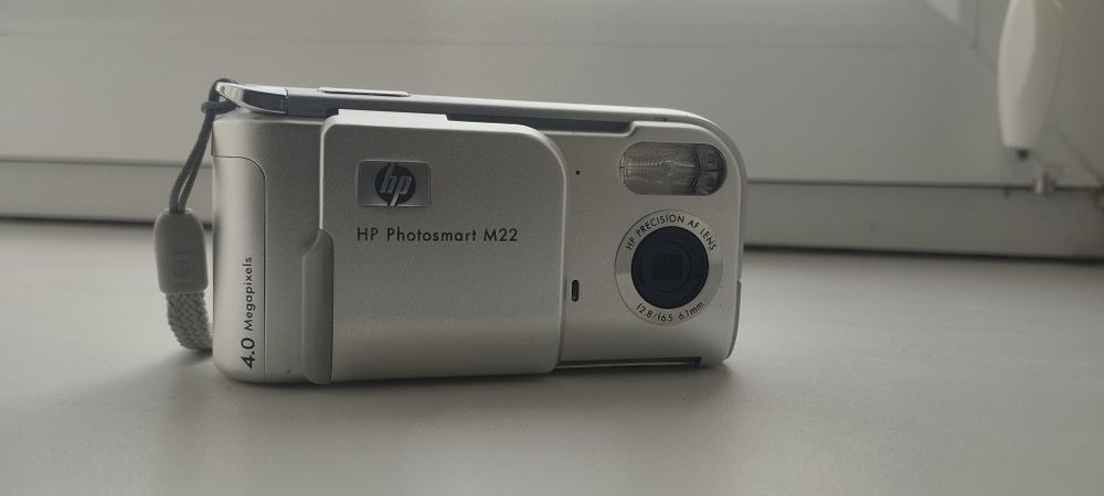 фотоапарат HP Photosmart m22