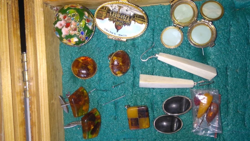 Ozdoby kobiece różne