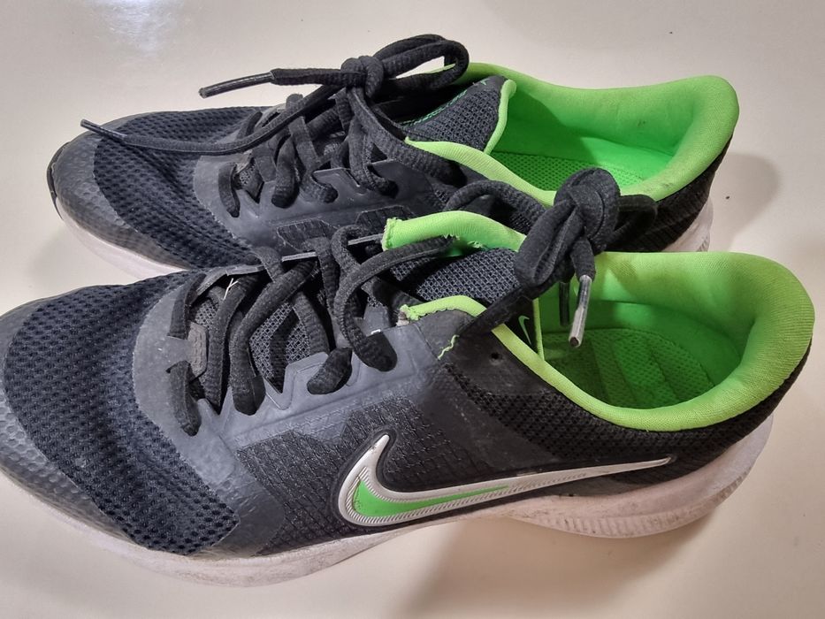 Buty NIKE rozmiar EUR 36.5