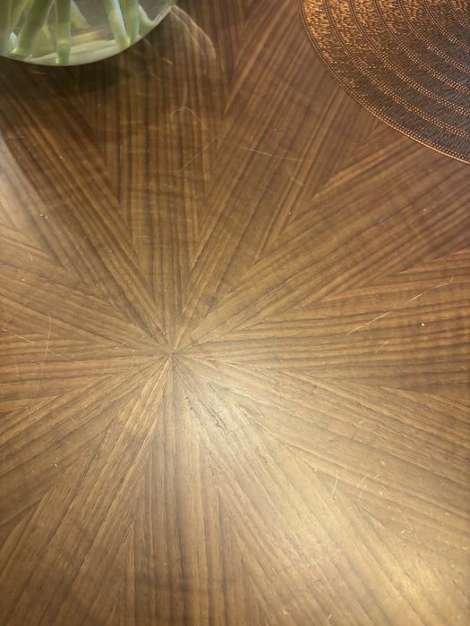 Stół z krzesłami. Super cena.