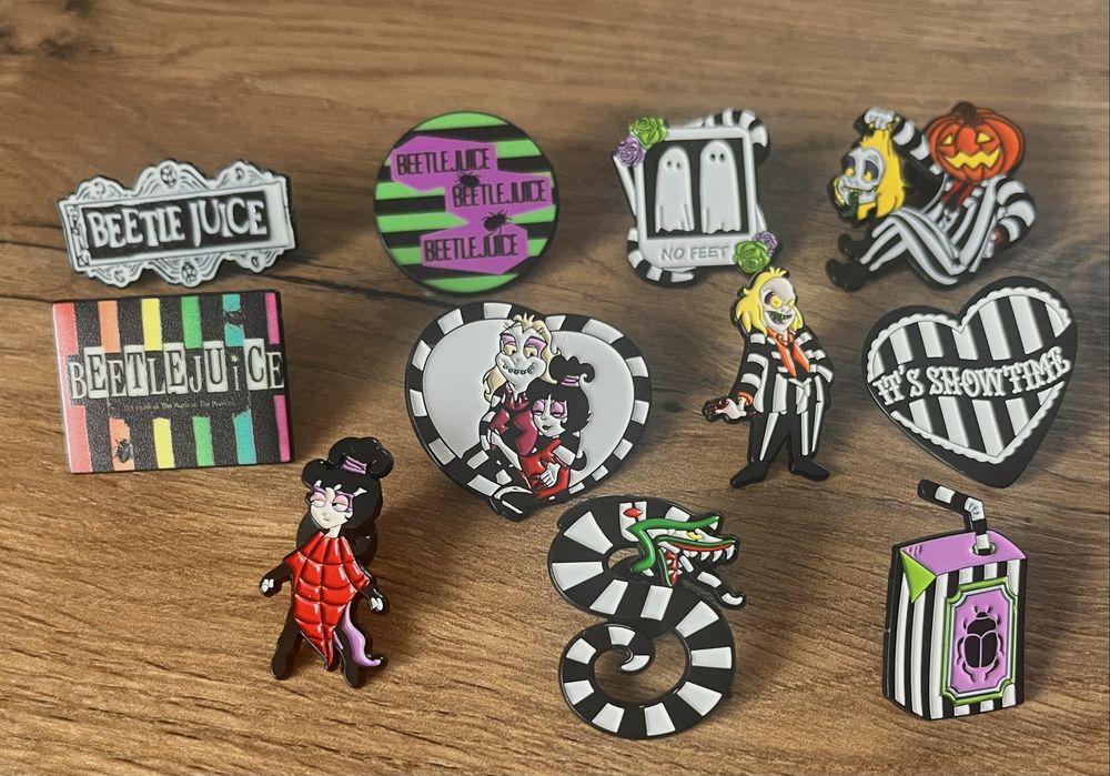 Pin znaczek przypinka badge Beetlejuice wzory