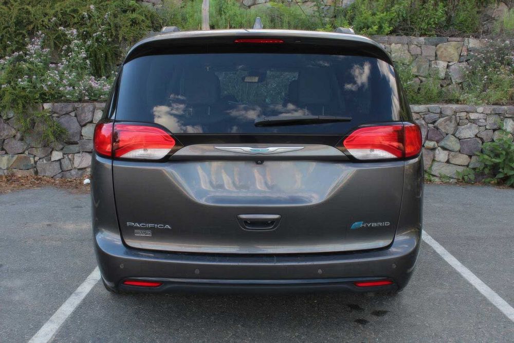 Chrysler Pacifica      2018