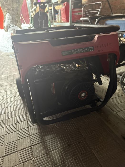 Генератор   бензиновий