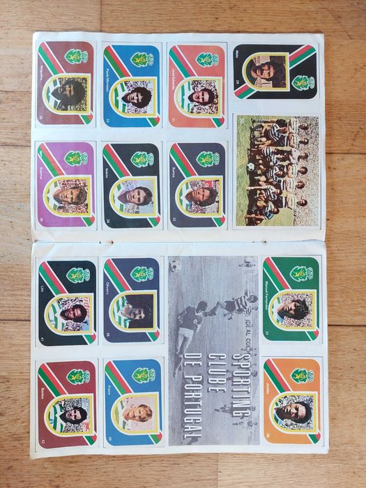 Caderneta de cromos "Festa do Futebol 81-82"  - Completa