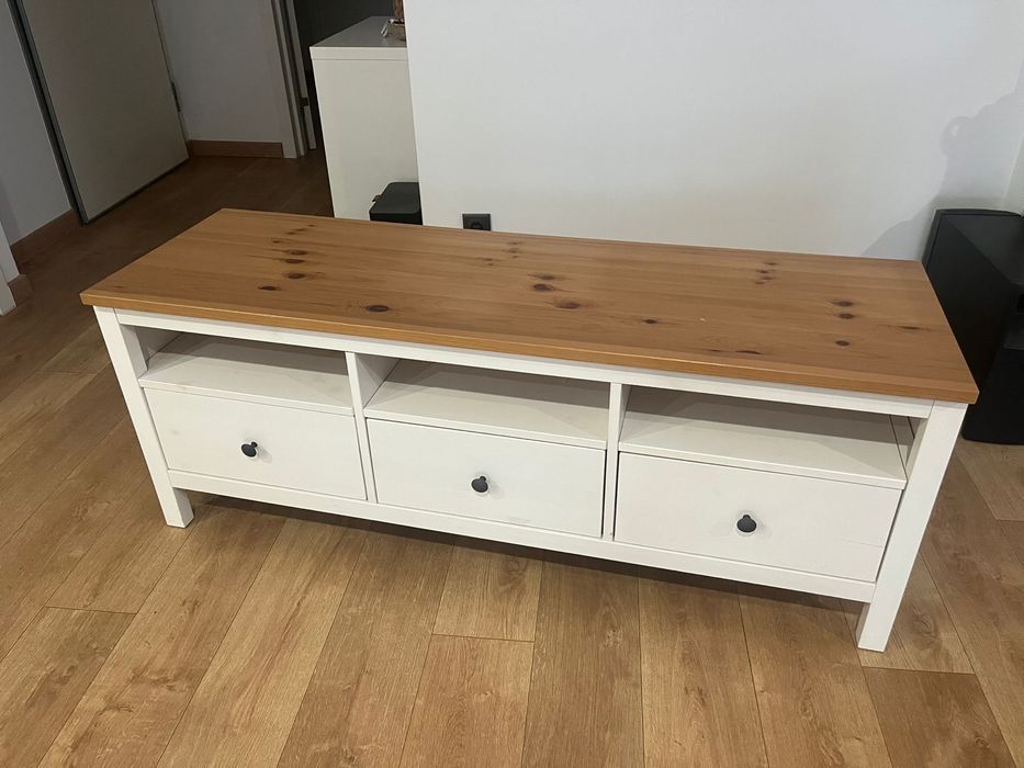 Móvel de TV HEMNES da IKEA