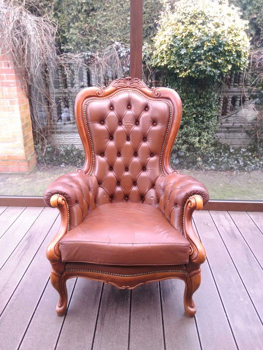 Fotel Ludwik Rzeźbiony Skóra Antyk