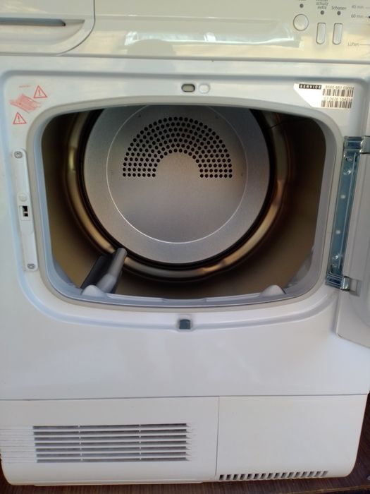 Suszarka kondensacyjna Bauknecht