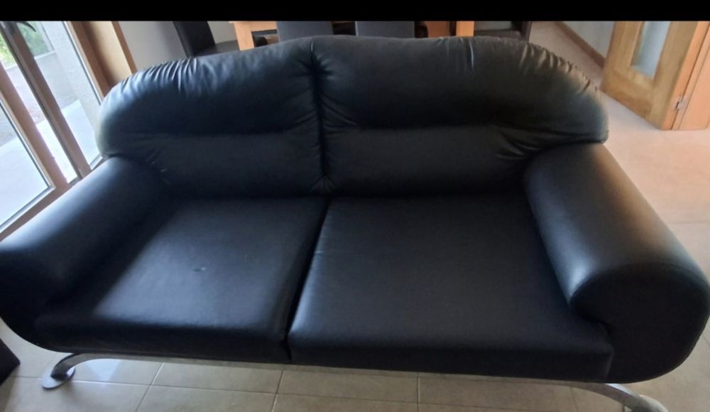 Vendo sofá em pele