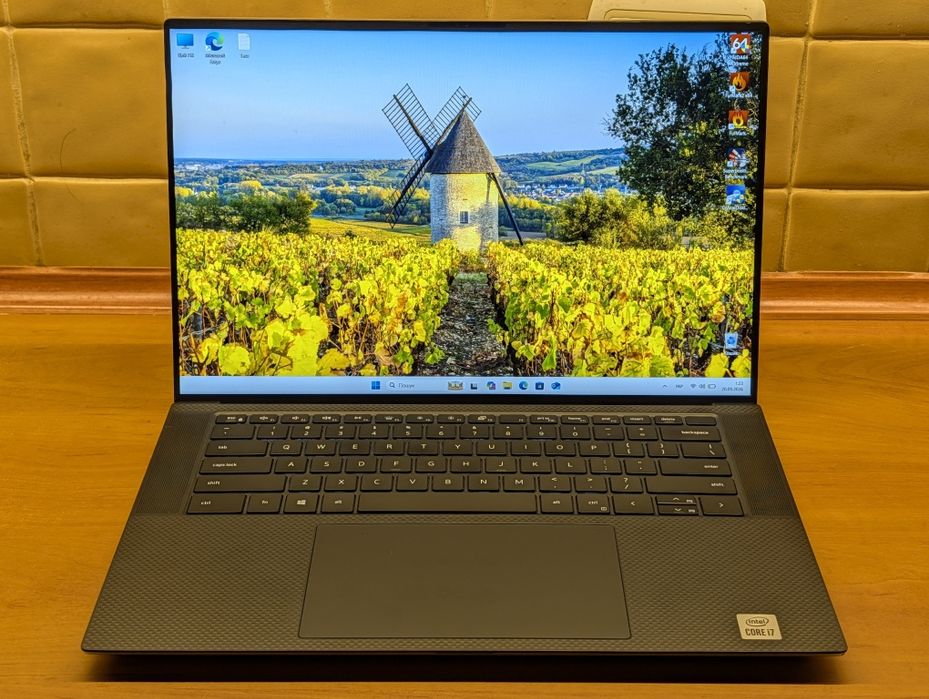 Замовлений Dell XPS 15 9500, FHD+ IPS, i7-10750H, 16 RAM, 256Gb SSD, GTX 1650 Ti
