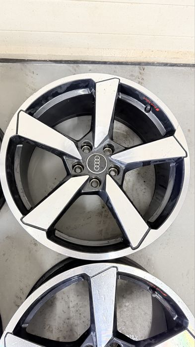 Диск audi a4 a5 B9 f5 8W sline r19 8W0601025FS