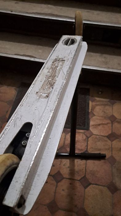 Hulajnoga na 2 kołach