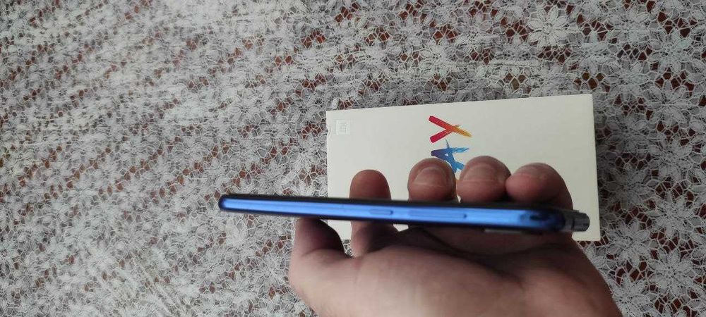 Продам телефон в хорошем состоянии.