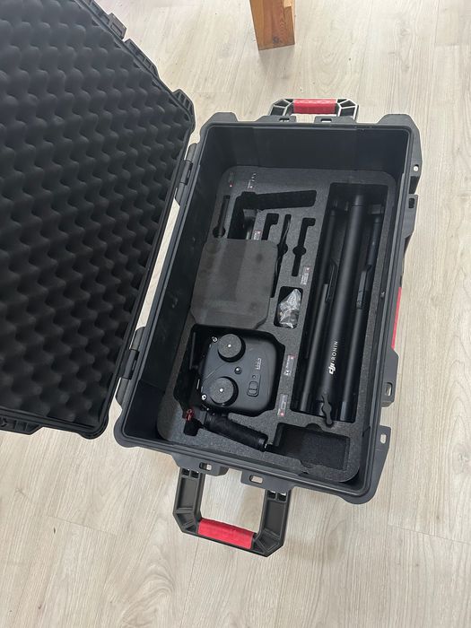 DJI Ronin com caixa peli de transporte, ring, bateria nova