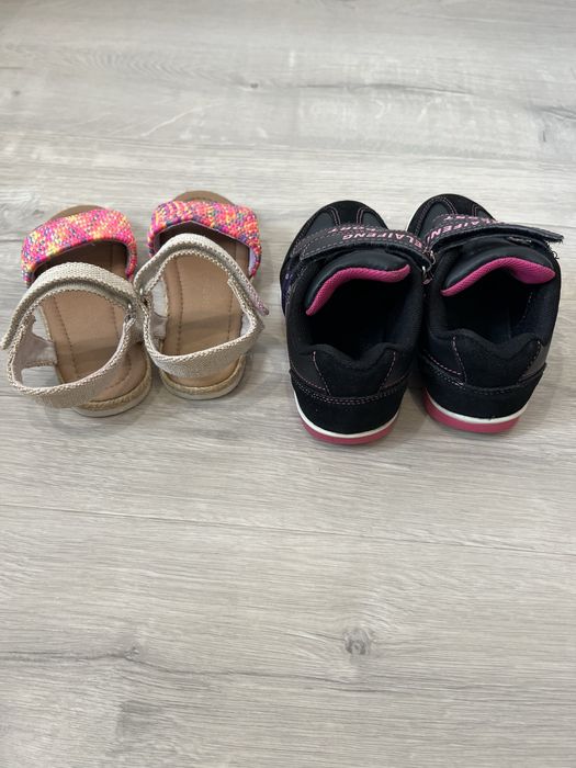 Кроссовки и сандали для девочки размер 27