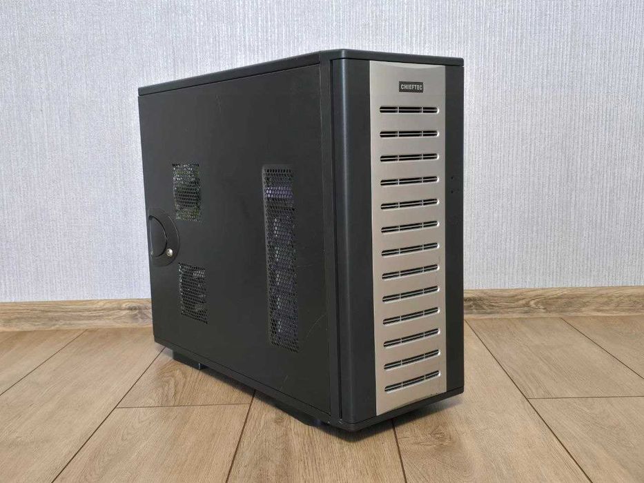 Корпус Chieftec Bravo BH-01B-B-SL-OP Black-Silver