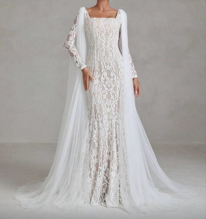 Suknia ślubna zdobiona L