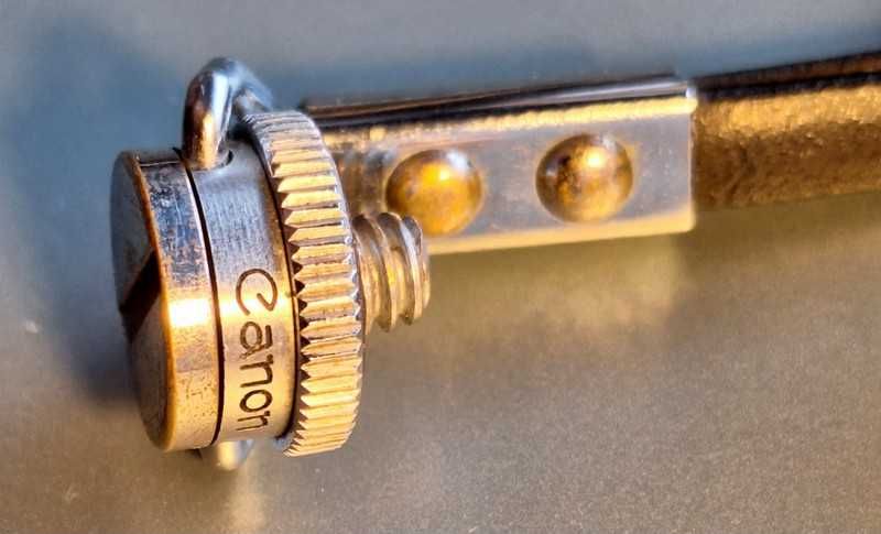 Canon wrist-strap - pega de pulso