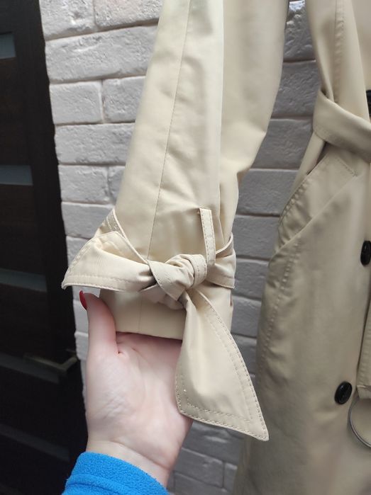 Тренч , плащ Stradivarius