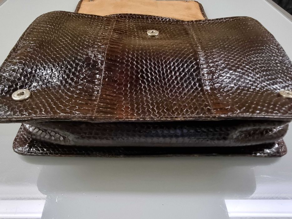 Mala de senhora  em pele de cobra, genuína, nova + oferta