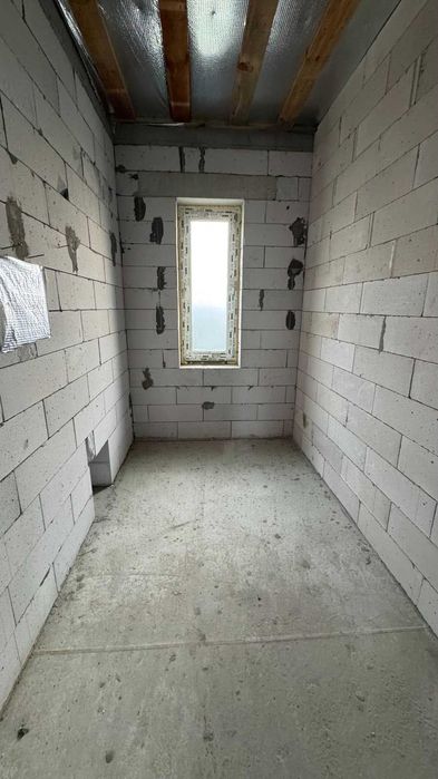 Окремий Будинок з терасою на 5 сотках