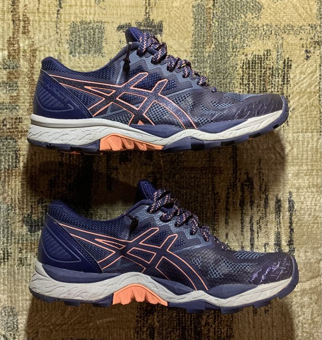 Кроссовки ASICS Gel-FujiTrabuco 6
