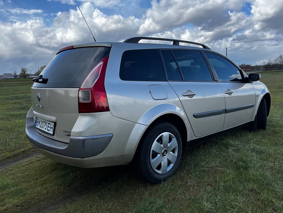 Продам Renault Megane ( газ/бензин )