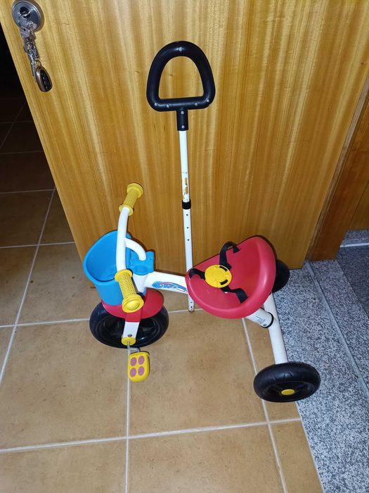 Triciclo de criança - Chicco