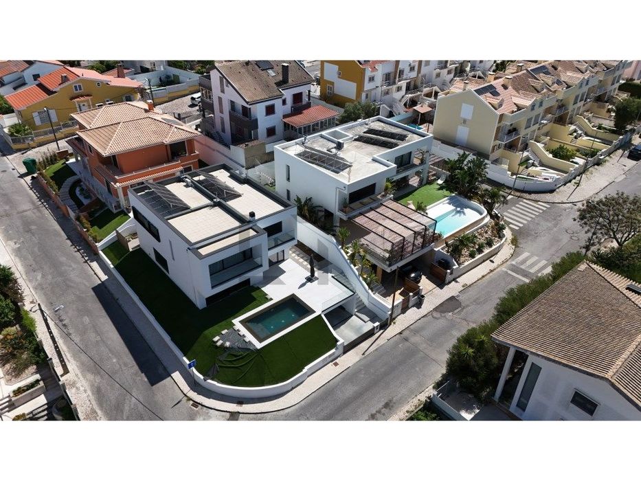 Moradia T3 de Luxo com Piscina e Garagem para Venda na Charneca da ...