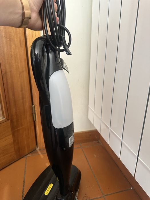 DEVOAC VM6 - Esfregão a vapor com almofadas giratórias