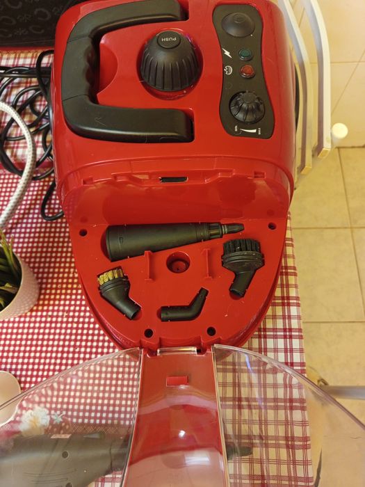 Vendo Maquina a Vapor com Acessorios