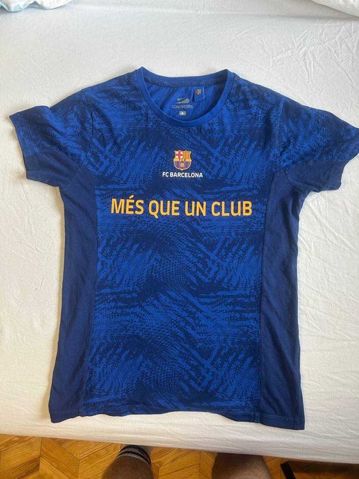 Barcelona Lionel Messi #10 Football Jersey S size