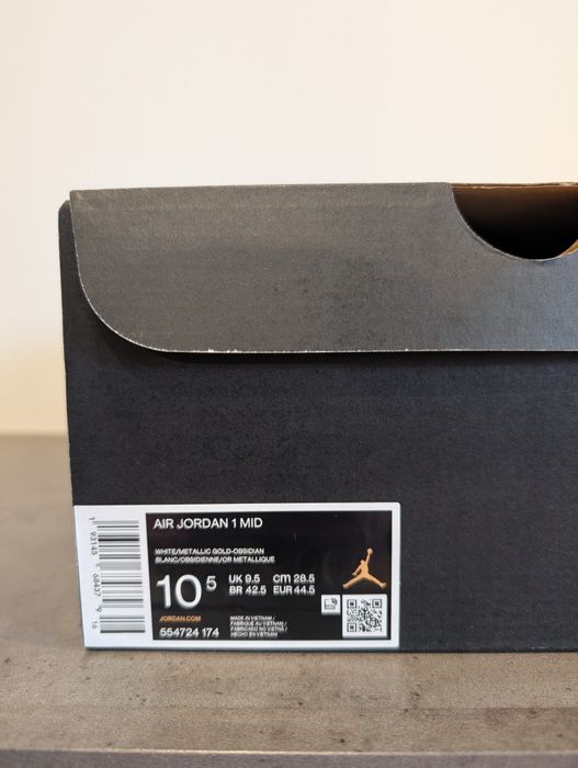 Air Jordan 1 MID Obsydian