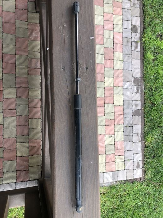 Амортизатори багажника Форд Фієста / Фиеста Ford Firsta