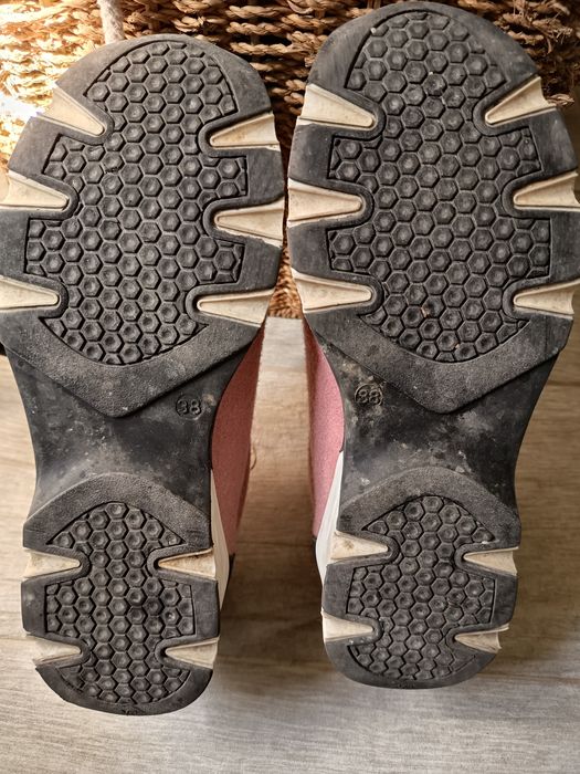 Vendo Cubanas Rosa e Cinza