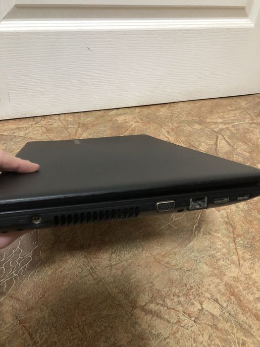 Ноутбук Emachines E732 в робочому стані