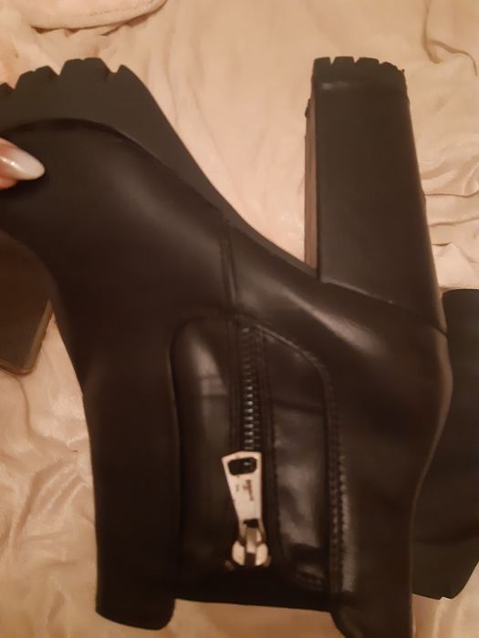 Botki na platformie czarne