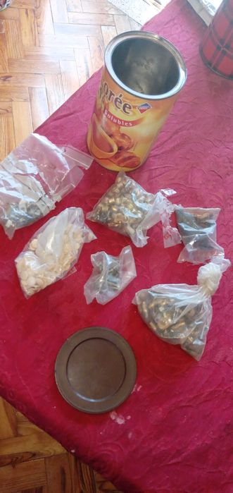 Red Boy! Lata antiga Vilkius Inglesa Toffee-15E-Parafusos-2E desde 2E.