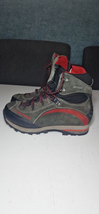 La Sportiva  37.    .