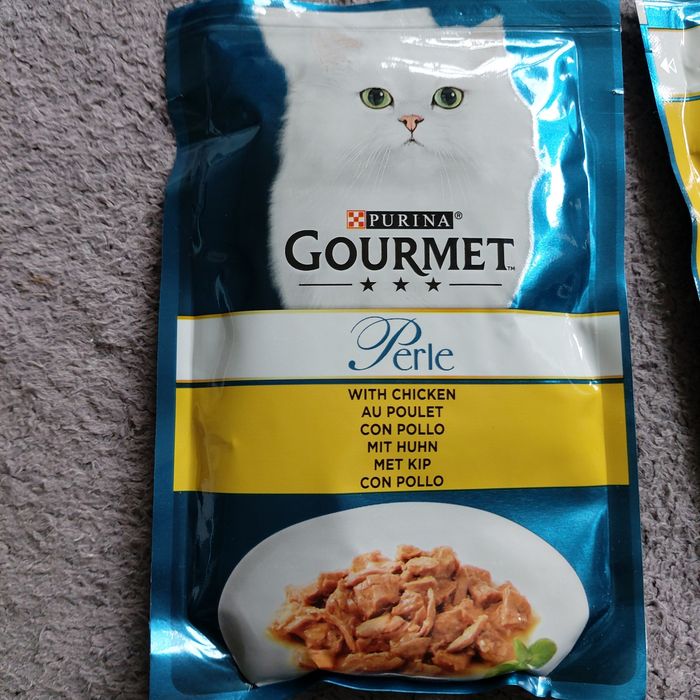 Gourmet saszetka kurczak ze szpinakiem 85 g