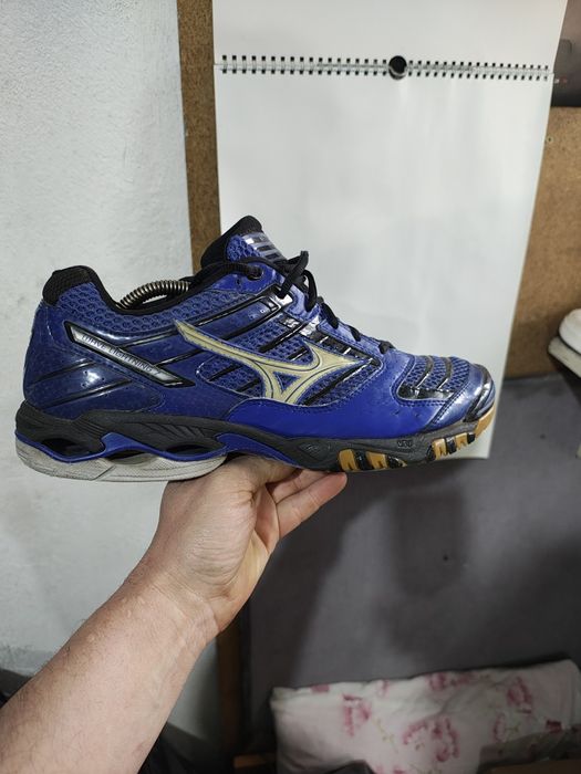 Buty do siatkówki oddychający Mizuno Wawe Lighting 3. Rozmiar 44.5
