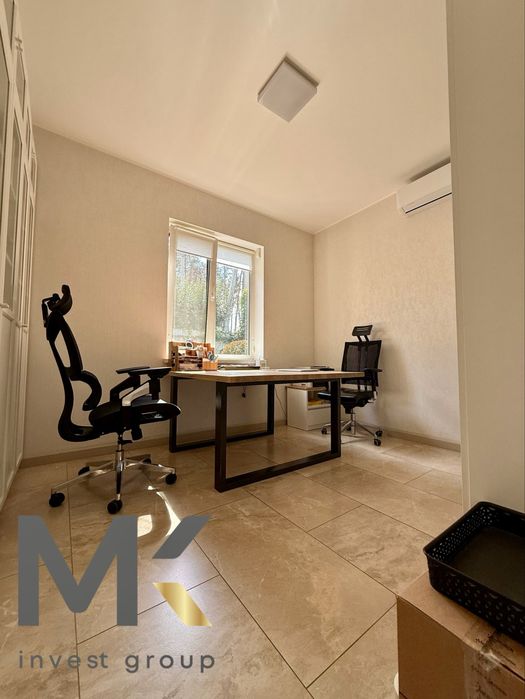 Будинок з ремонтом , басейном та банею. Лісова Буча. Продаж без %