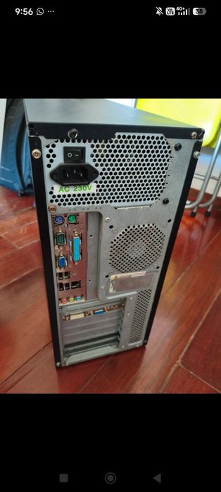 PC desktop da LG para peças