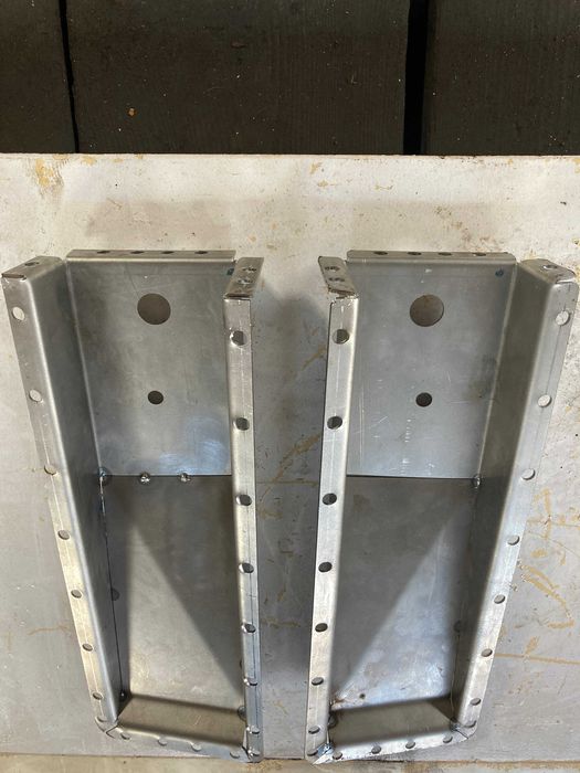 SUZUKI JIMNY 98- reperaturka karoserii,mocowanie budy do ramy