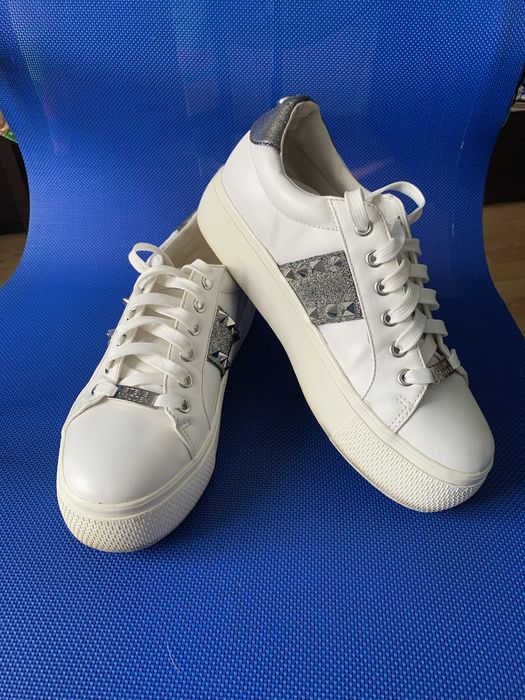 Кросівки. Кеди. STEVE MADDEN. р. 38.5