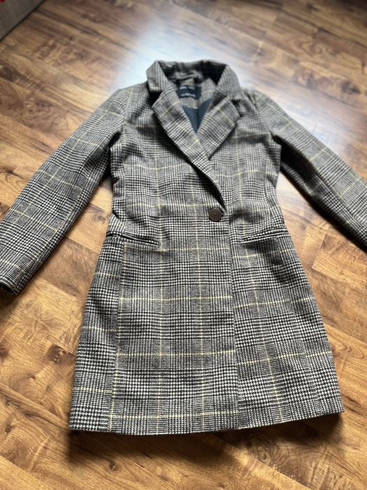 Płaszcz w kratke krate